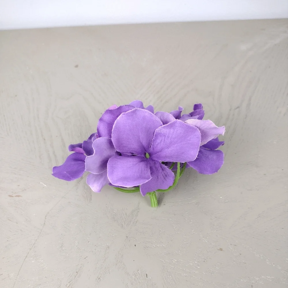 Purple Floral Accent